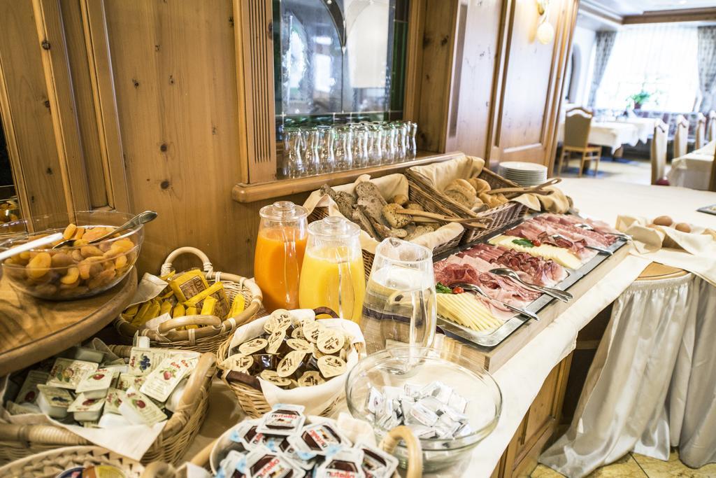 Turmhotel Gschwendt Planca di Sopra 외부 사진