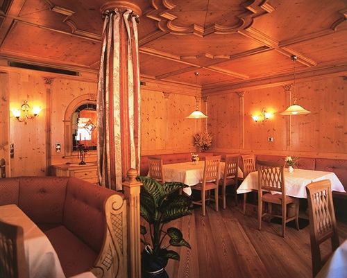 Turmhotel Gschwendt Planca di Sopra 외부 사진